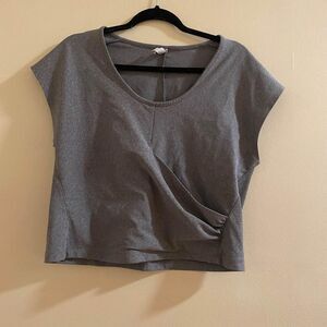 Athleta Shirt Womens XL Gray Wrap Crop Top Short Sleeve Scoop Neck Spandex